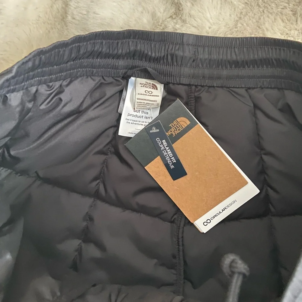 The North Face Black Quilted Pants - Picture 6 of 11